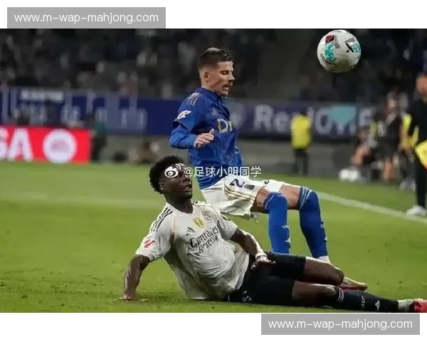 奥维耶多防守端身体对抗劣势，面对高强度逼抢容易失位